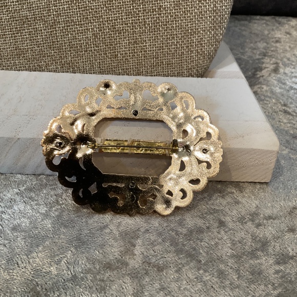 Vintage Gold Plastic Scarf Buckle Slide / Brooch - Picture 4 of 4